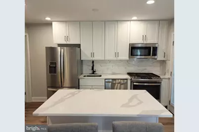 4135 The Alameda, Baltimore, MD 21218 - Photo 3