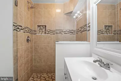 133 S Robinson Street S, Baltimore, MD 21224 - Photo 29