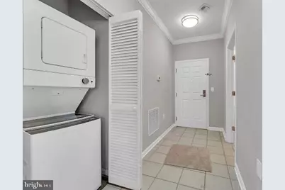 23 Pierside Drive #321, Baltimore, MD 21230 - Photo 9