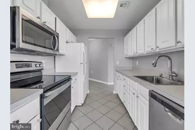 23 Pierside Drive #321, Baltimore, MD 21230 - Photo 11