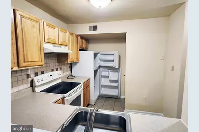 1216 W Lafayette Avenue #3, Baltimore, MD 21217 - Photo 5