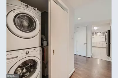 250 President Street #404, Baltimore, MD 21202 - Photo 11