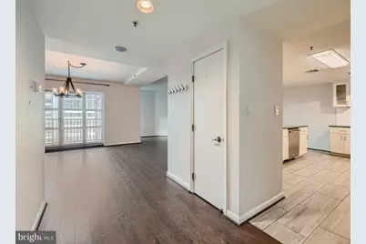 250 President Street #404, Baltimore, MD 21202 - Photo 3