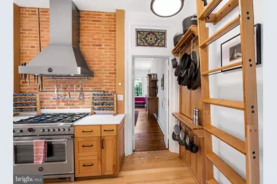 16 W Read Street, Baltimore, MD 21201 - Photo 21