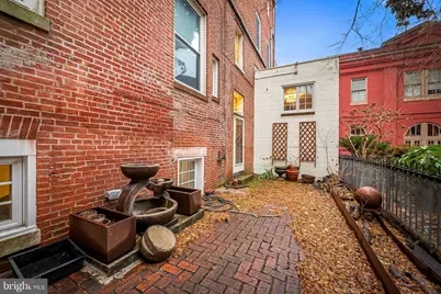 16 W Read Street, Baltimore, MD 21201 - Photo 47