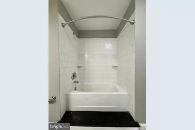 208 E Redwood Street #4D, Baltimore, MD 21202 - Photo 3