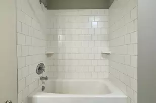 208 E Redwood St, Baltimore, MD 21202 - Photo 3
