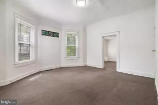 2218 Roslyn, Baltimore, MD 21216 - Photo 3