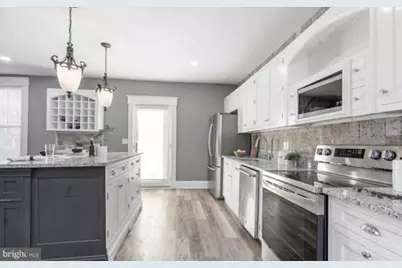 400 S Augusta Avenue #1, Baltimore, MD 21229 - Photo 5