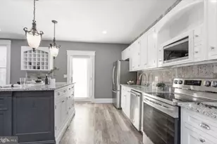 400 S Augusta Ave, Baltimore, MD 21229 - Photo 5