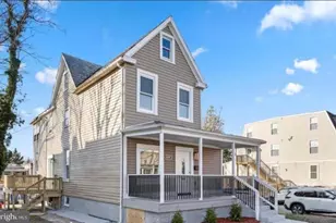 400 S Augusta Ave, Baltimore, MD 21229 - Photo 1