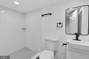 308 S Newkirk St, Baltimore, MD 21224 - Photo 27