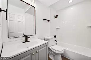 310 S Newkirk St, Baltimore, MD 21224 - Photo 27