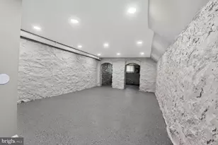 2802 Clifton Park Terrace, Baltimore, MD 21213 - Photo 19