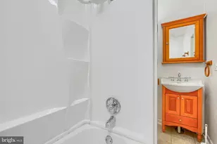 6604 O'Donnell St, Baltimore, MD 21224 - Photo 7