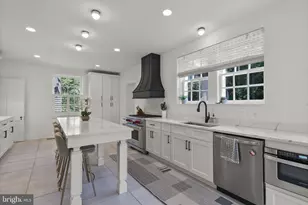 203 E Highfield Rd, Baltimore, MD 21218 - Photo 9