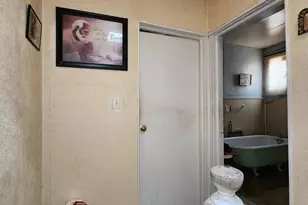 649 N Bentalou St, Baltimore, MD 21216 - Photo 47