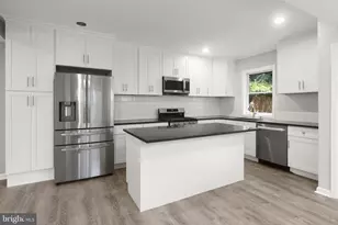 4015 Evans Chapel Rd, Baltimore, MD 21211 - Photo 15