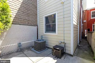 918 S Ellwood Avenue, Baltimore, MD 21224 - Photo 39