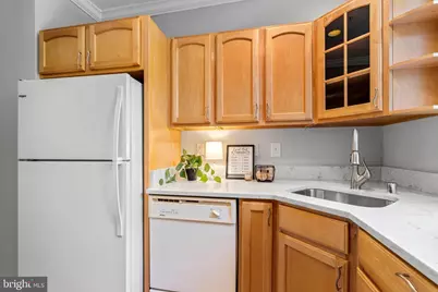 918 S Ellwood Avenue, Baltimore, MD 21224 - Photo 17