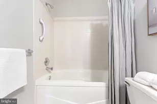 918 S Ellwood Ave, Baltimore, MD 21224 - Photo 23