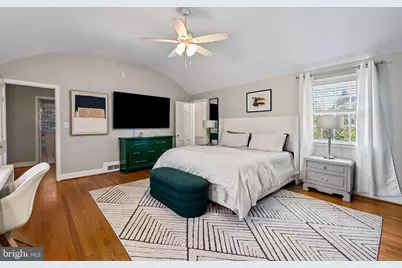 212 Saint Dunstans Road, Baltimore, MD 21212 - Photo 19