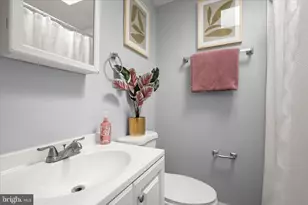1024 Wedgewood Rd, Baltimore, MD 21229 - Photo 25