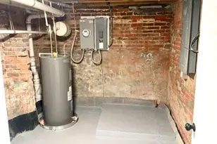 2434 Brentwood, Baltimore, MD 21218 - Photo 29