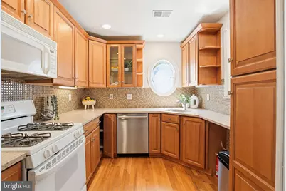 372 Homeland Southway, Baltimore, MD 21212 - Photo 13