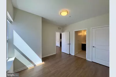 4907 Hamilton Avenue #4907-B, Baltimore, MD 21206 - Photo 11