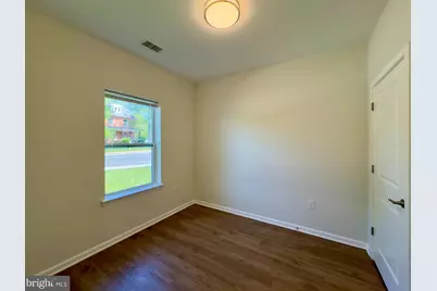 4903 1/2 Hamilton Avenue #APT A, Baltimore, MD 21206 - Photo 3