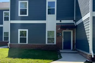 4903 1/2 Hamilton Ave, Baltimore, MD 21206 - Photo 1