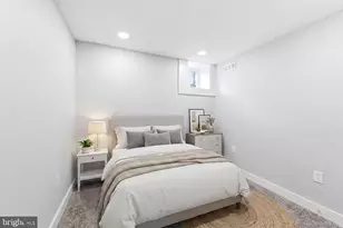 921 Mt Holly St, Baltimore, MD 21229 - Photo 7
