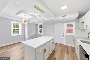 921 Mt Holly St, Baltimore, MD 21229 - Photo 29