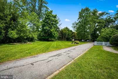 527 Nottingham Road, Baltimore, MD 21229 - Photo 7