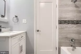 1123 N Carey St, Baltimore, MD 21217 - Photo 33