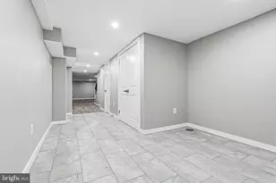 2906 Clifton Ave, Baltimore, MD 21216 - Photo 33
