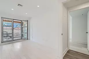 250 President St, Baltimore, MD 21202 - Photo 11