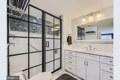 250 President Street #211, Baltimore, MD 21202 - Photo 21