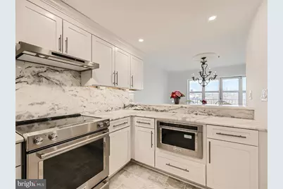 250 President Street #211, Baltimore, MD 21202 - Photo 17