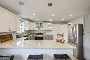 3645 Glengyle Ave, Baltimore, MD 21215 - Photo 9