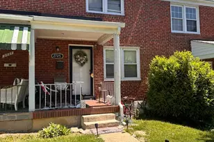 2725 N Rosedale St, Baltimore, MD 21216 - Photo 3