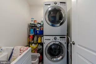 223 S Collington Ave, Baltimore, MD 21231 - Photo 15