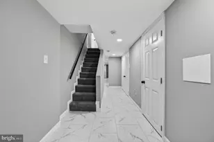 1122 Bonaparte Ave, Baltimore, MD 21218 - Photo 17