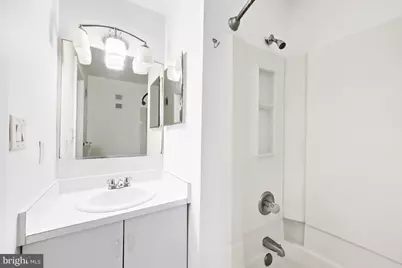 140 W Barre Street, Baltimore, MD 21201 - Photo 19