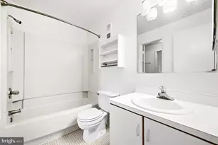 140 W Barre St, Baltimore, MD 21201 - Photo 21