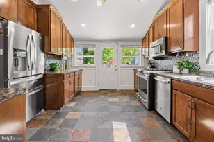 3305 Devonshire Dr, Baltimore, MD 21215 - Photo 7