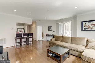 23 Pierside Dr, Baltimore, MD 21230 - Photo 9