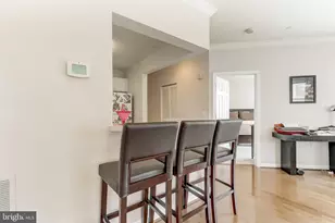 23 Pierside Dr, Baltimore, MD 21230 - Photo 15