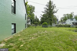 4311 Fernhill Ave, Baltimore, MD 21215 - Photo 33